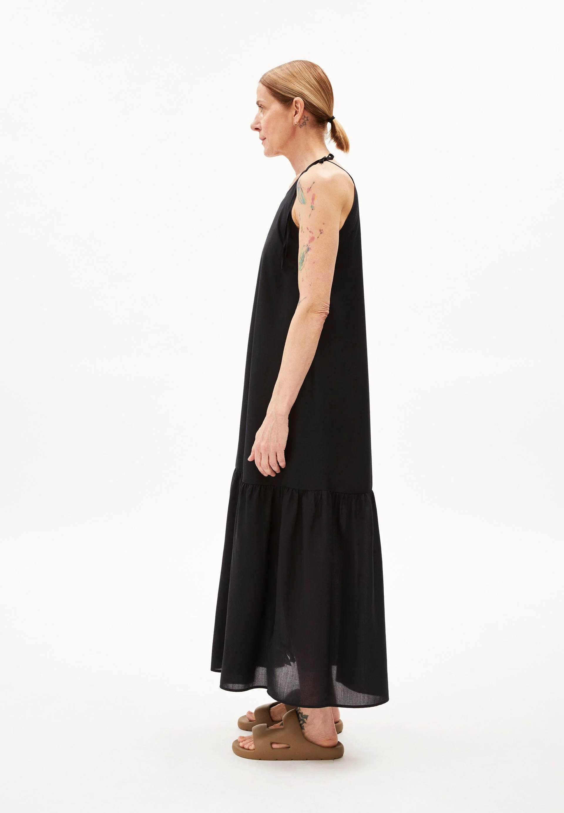 ALDINAA | black