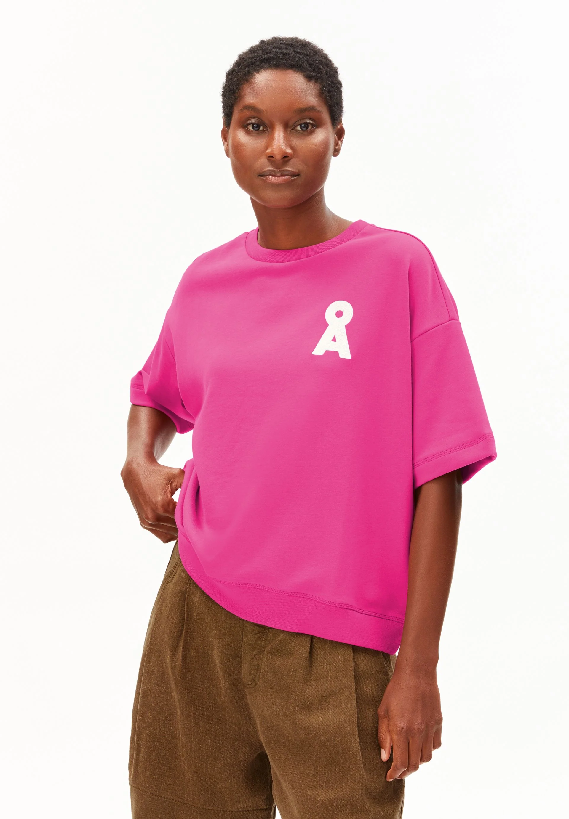 BAMIKAA SWEATSHIRT | very berry
