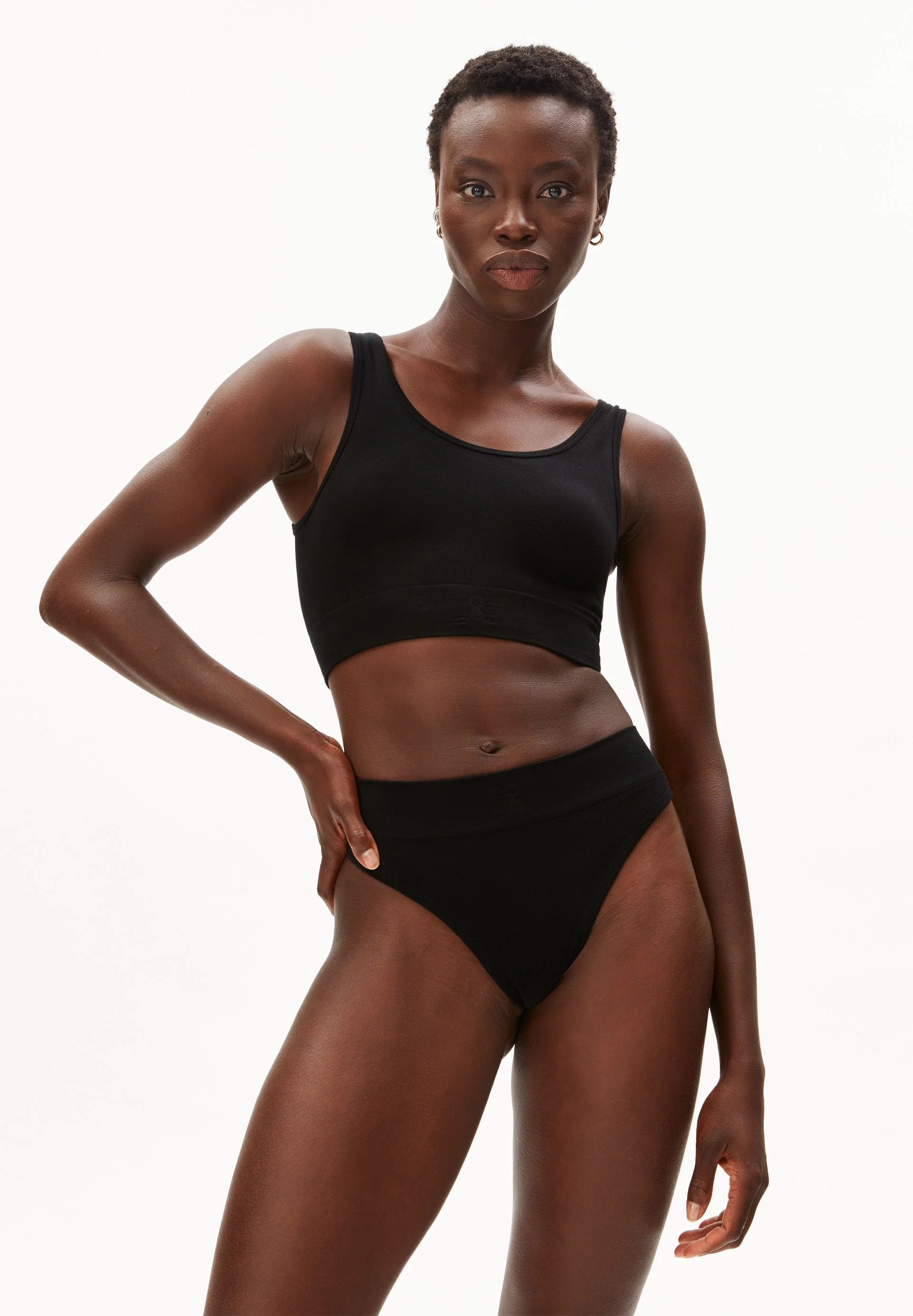BRAA SEAMAALA BRALETTE | black
