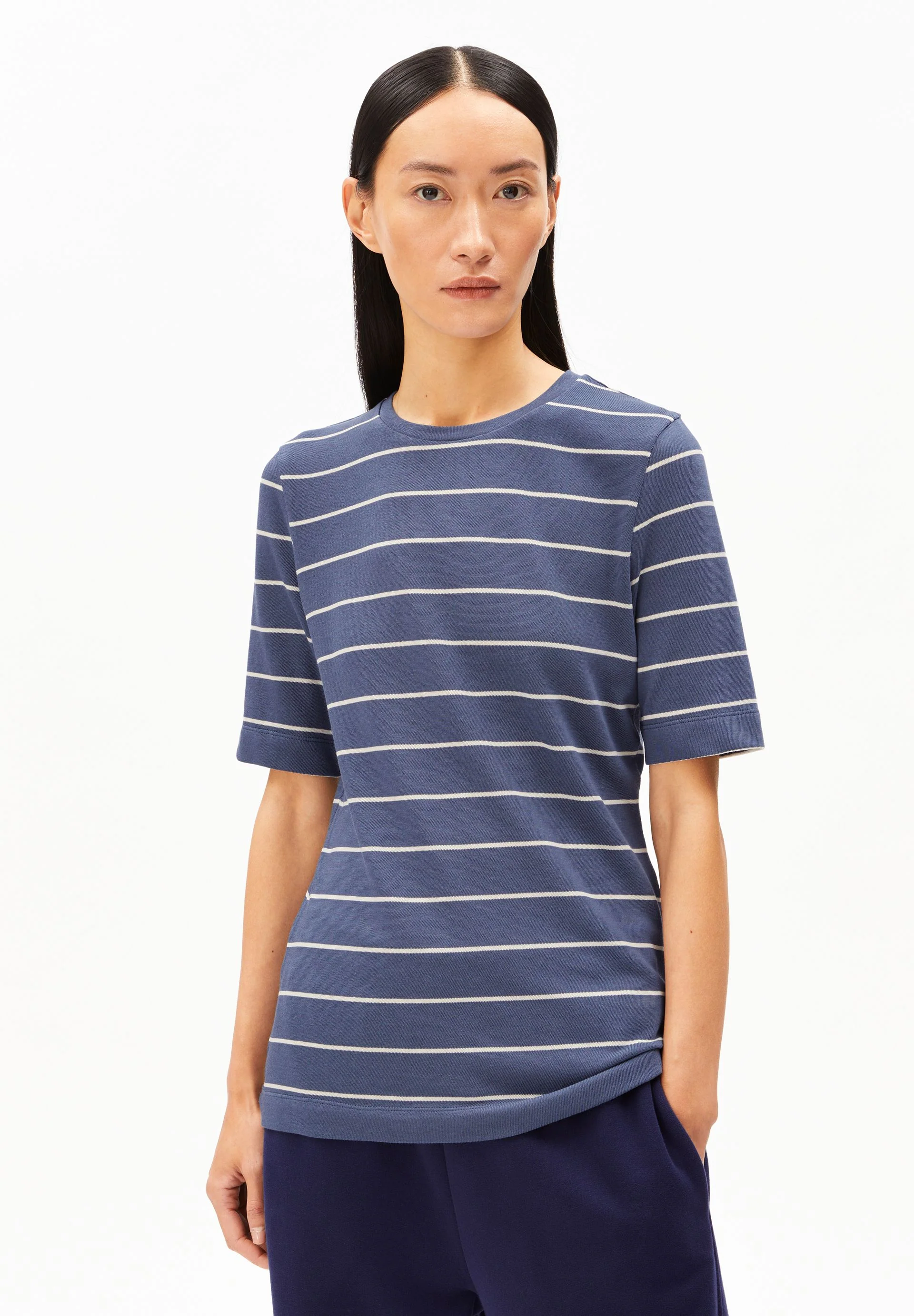 JAANISARA FINE STRIPE - Image 7