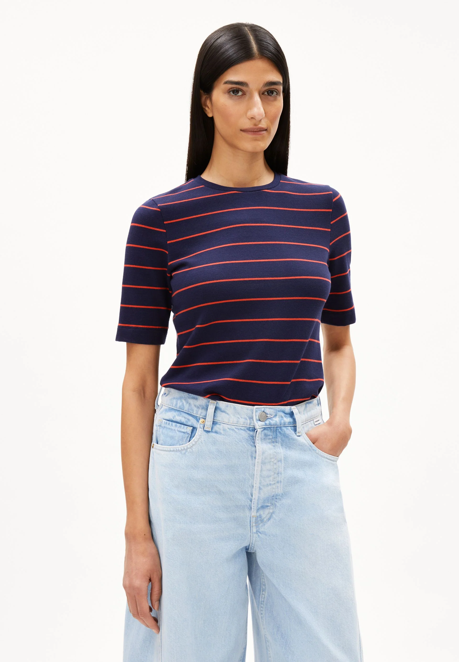 JAANISARA FINE STRIPE - Image 6