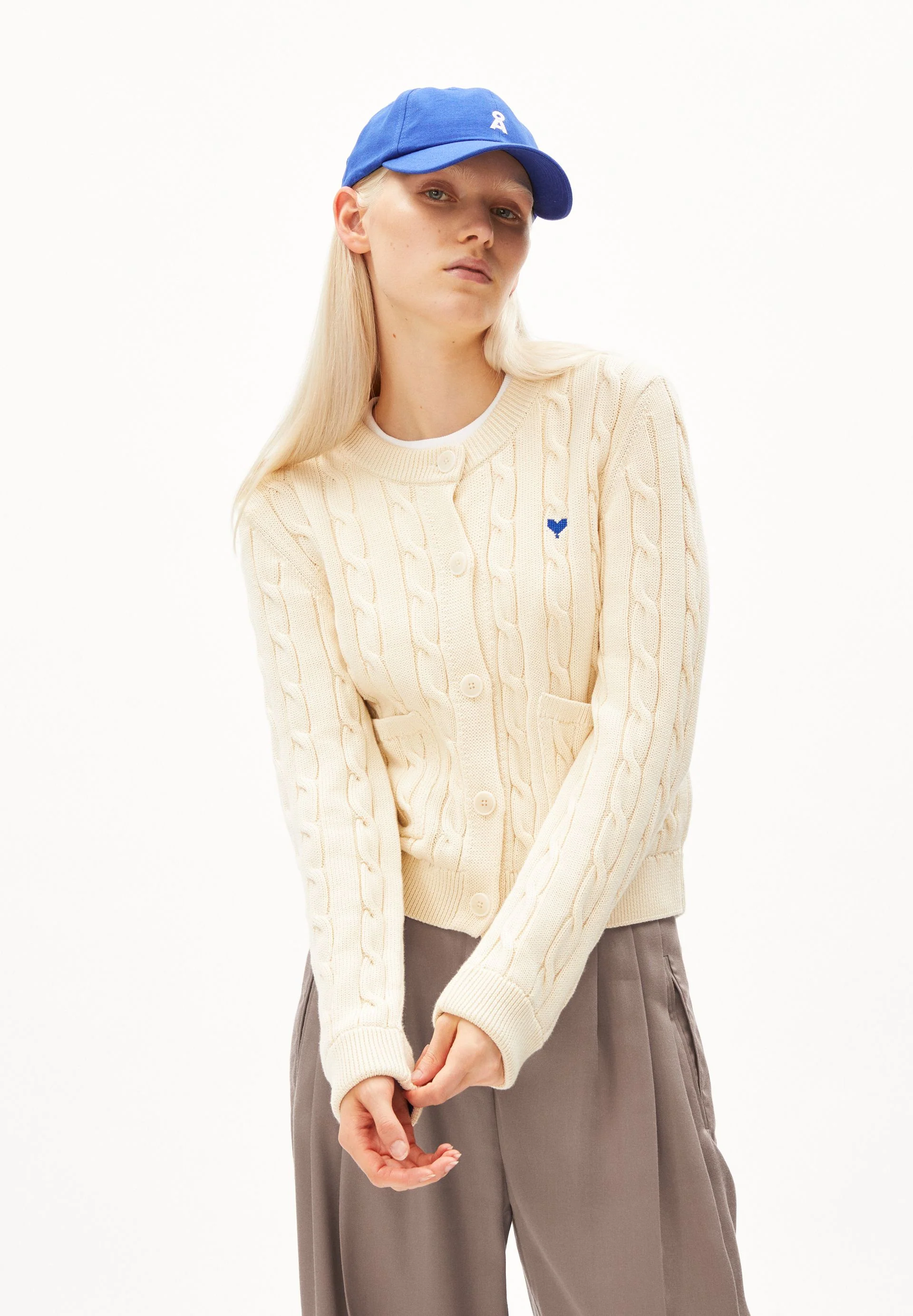 JULIAANAS | oatmilk