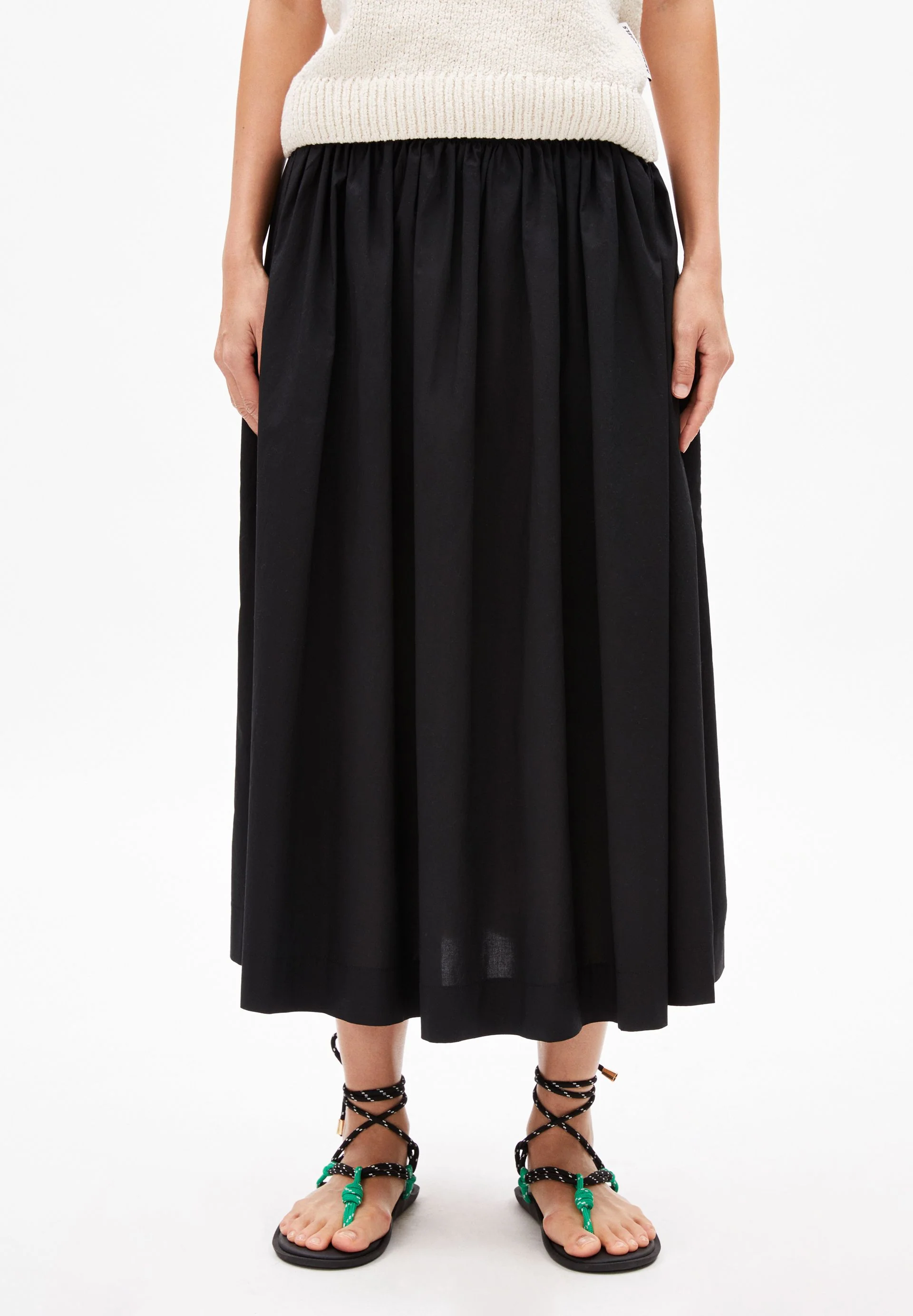 LANILAAR | black