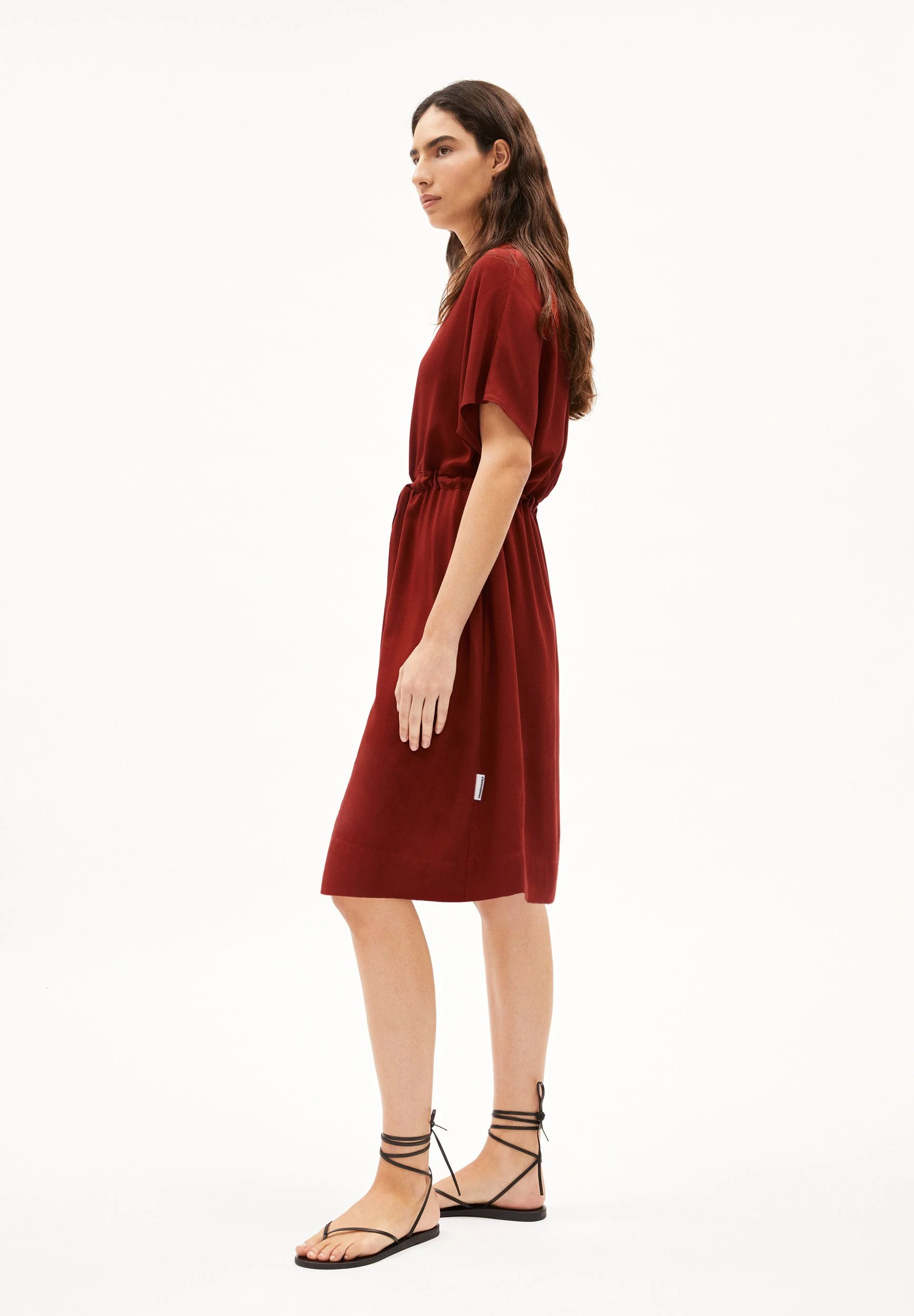 MAAHALIA | dark crimson