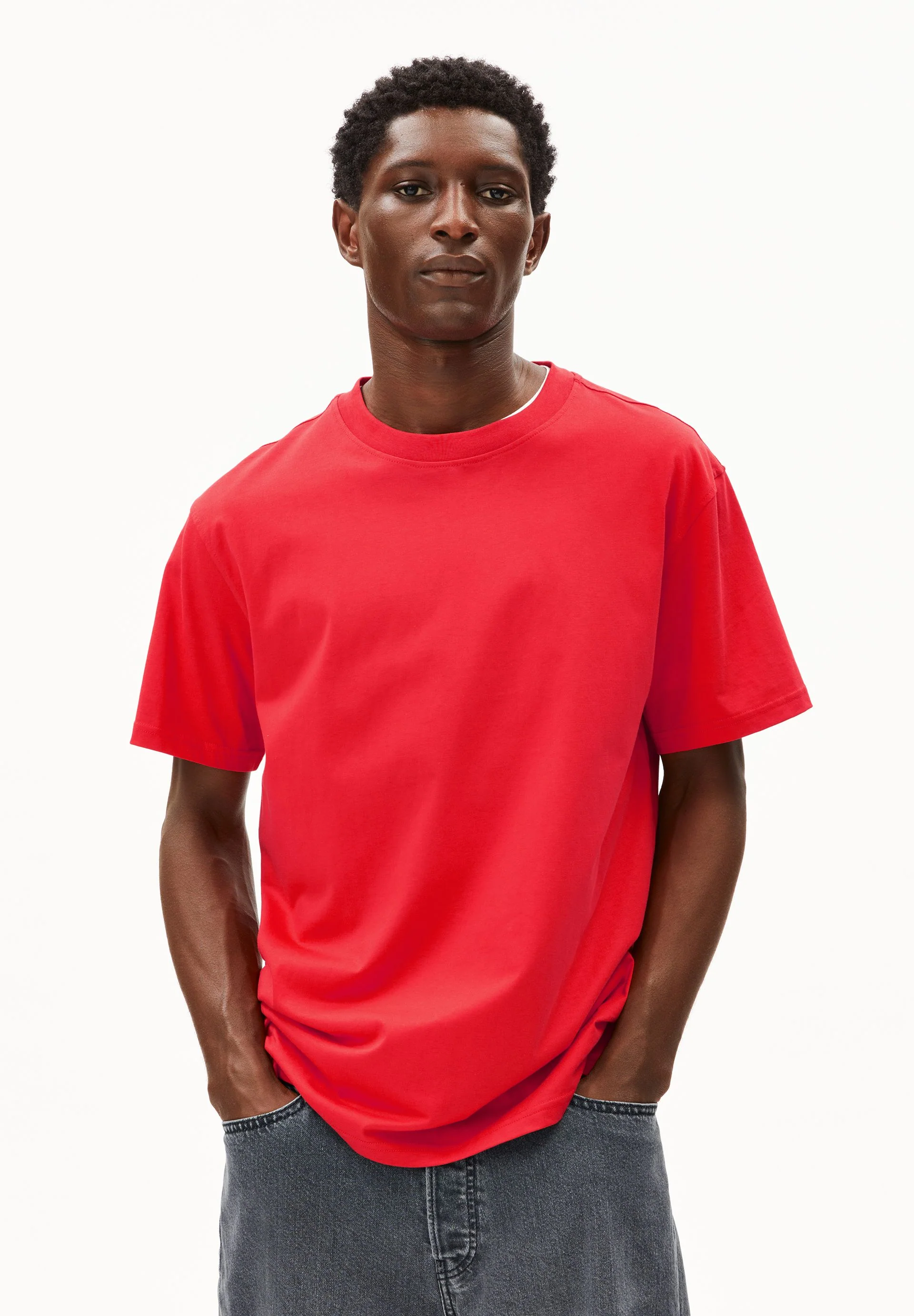 MAARKOS MID WEIGHT T-SHIRT | mars red