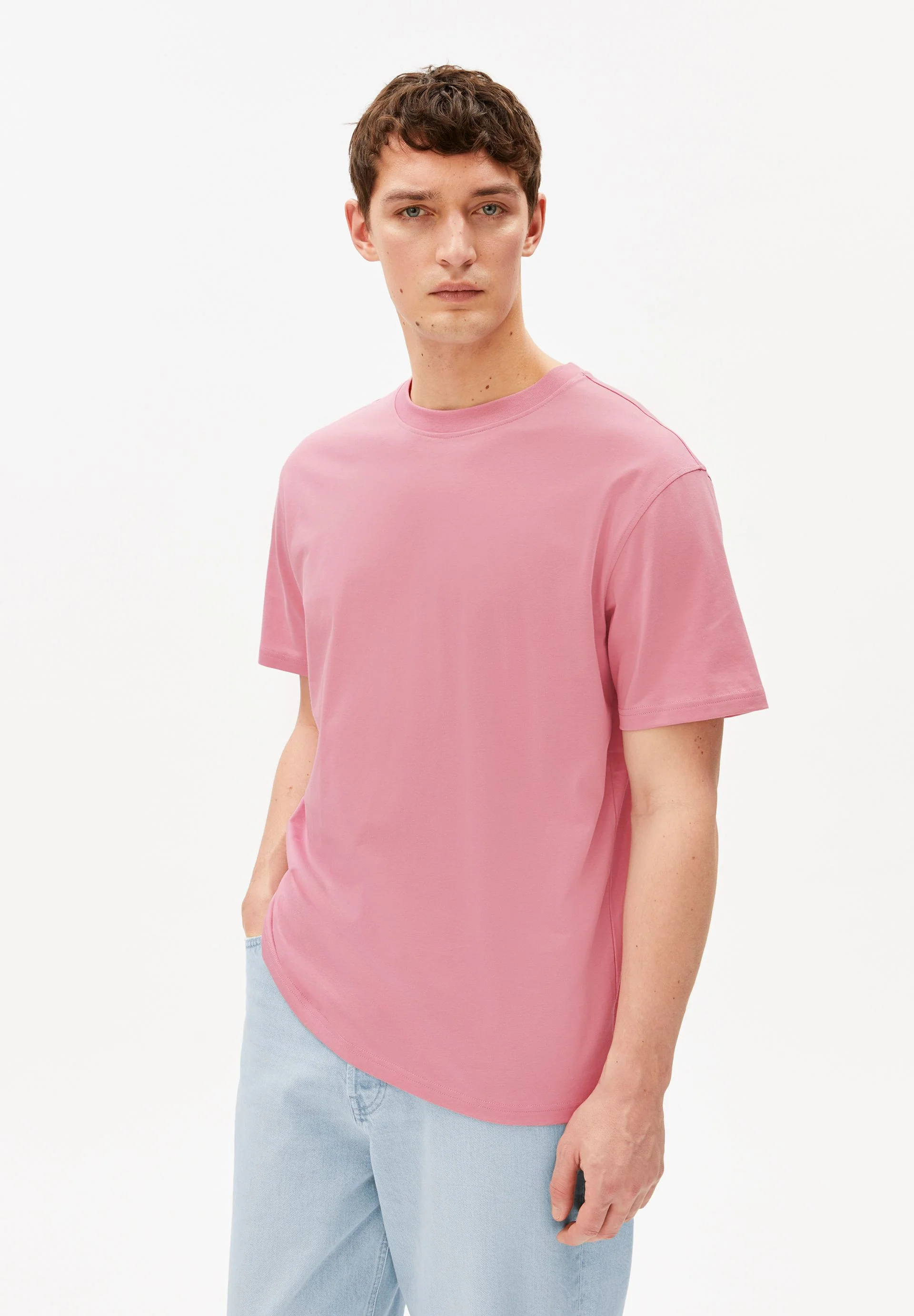 MAARKOS MID WEIGHT T-SHIRT | washed berry
