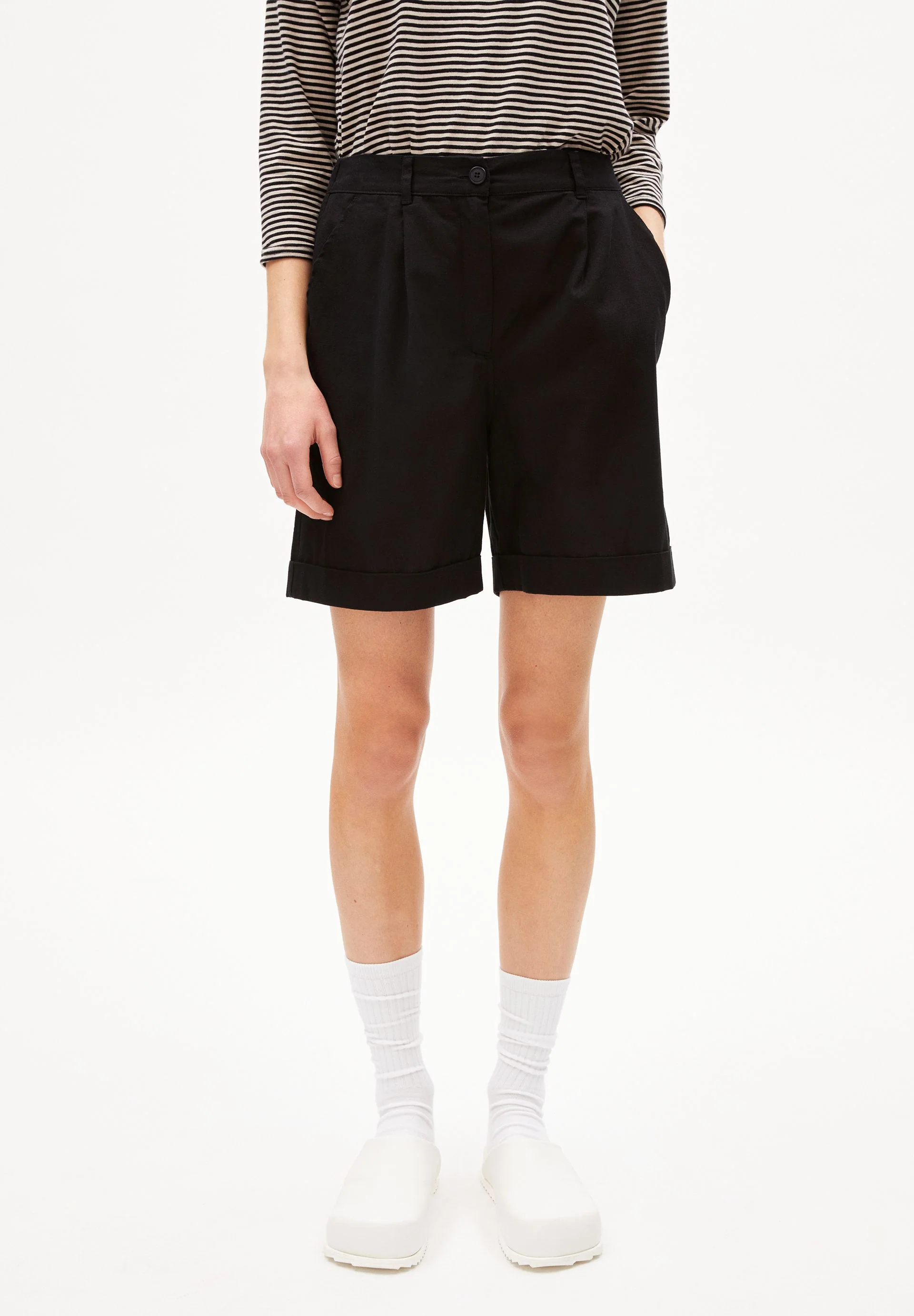 MARKETAA LINO | black