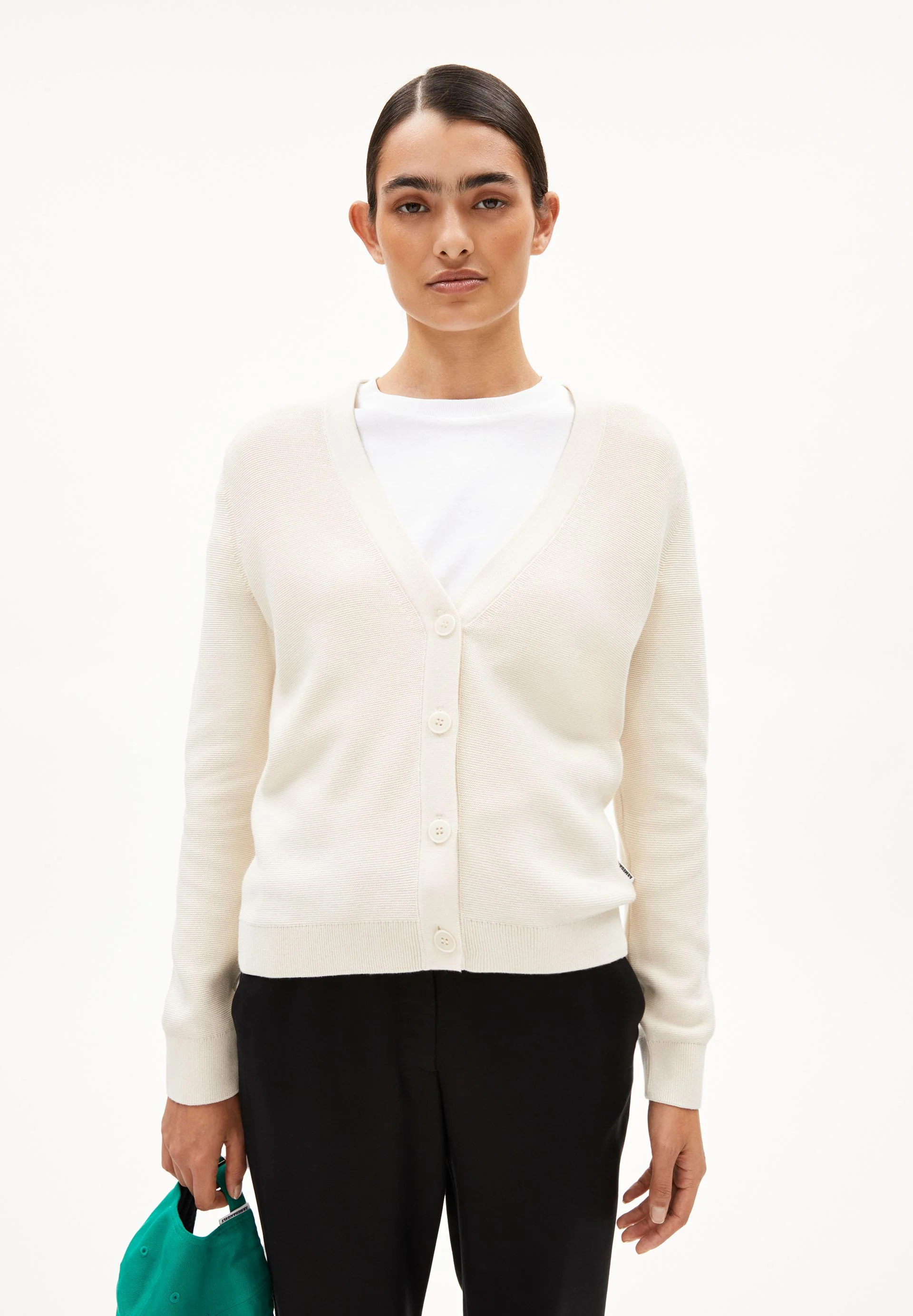 MENAAL LINKS LINKS STRICKJACKE | oatmilk