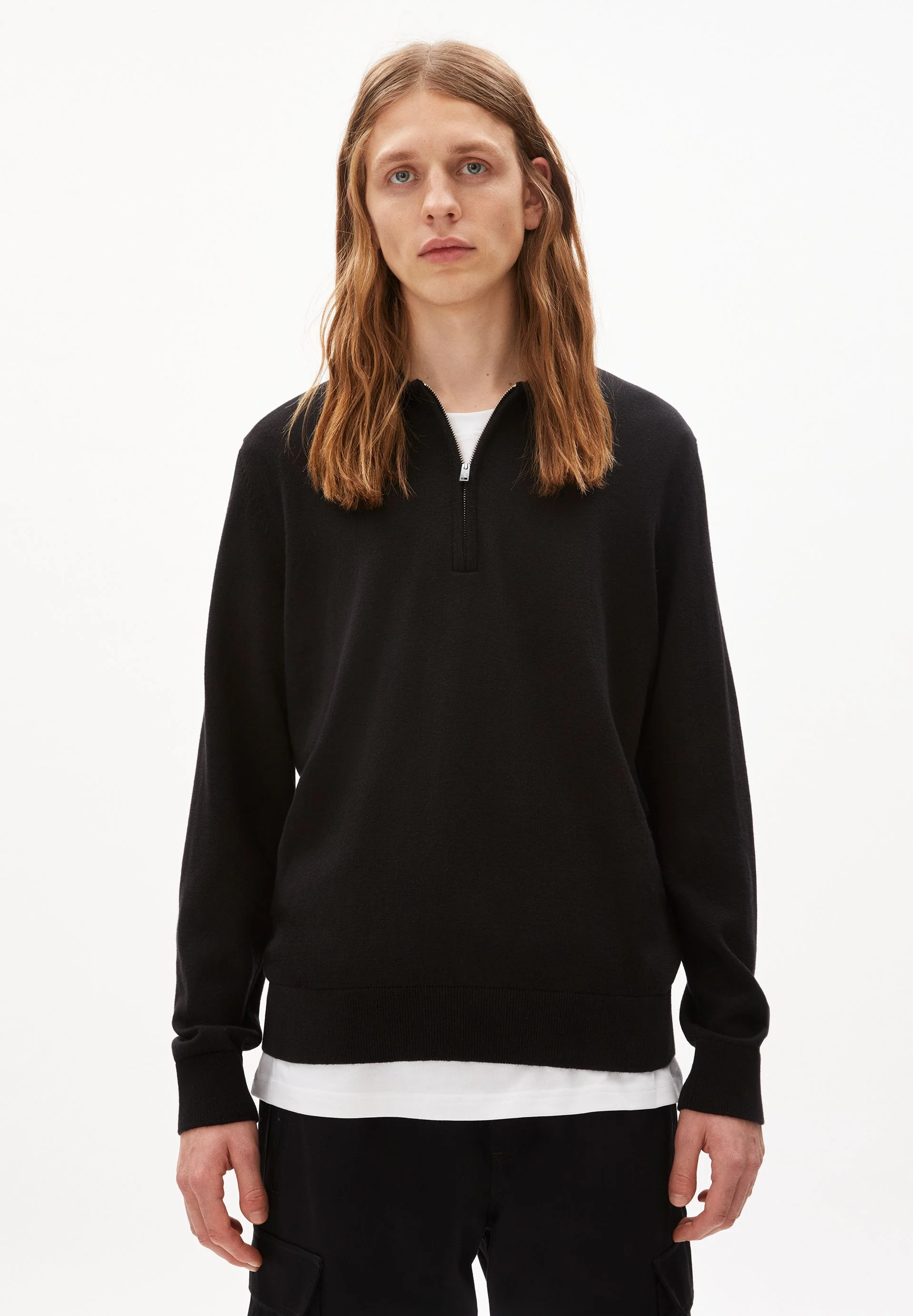 PAANAS | black